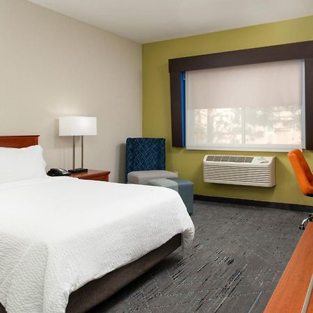 Holiday Inn Express Hotel & Suites Farmington By Ihg Bagian luar foto