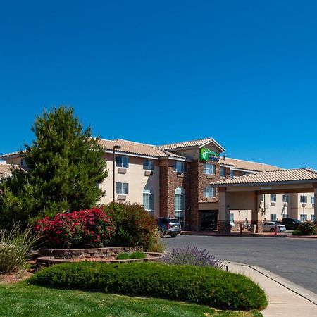 Holiday Inn Express Hotel & Suites Farmington By Ihg Bagian luar foto