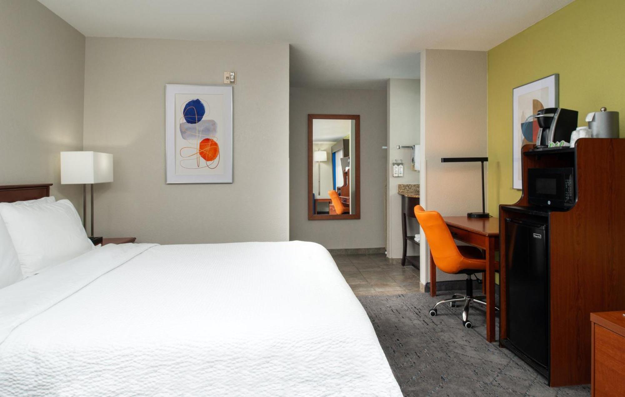 Holiday Inn Express Hotel & Suites Farmington By Ihg Bagian luar foto