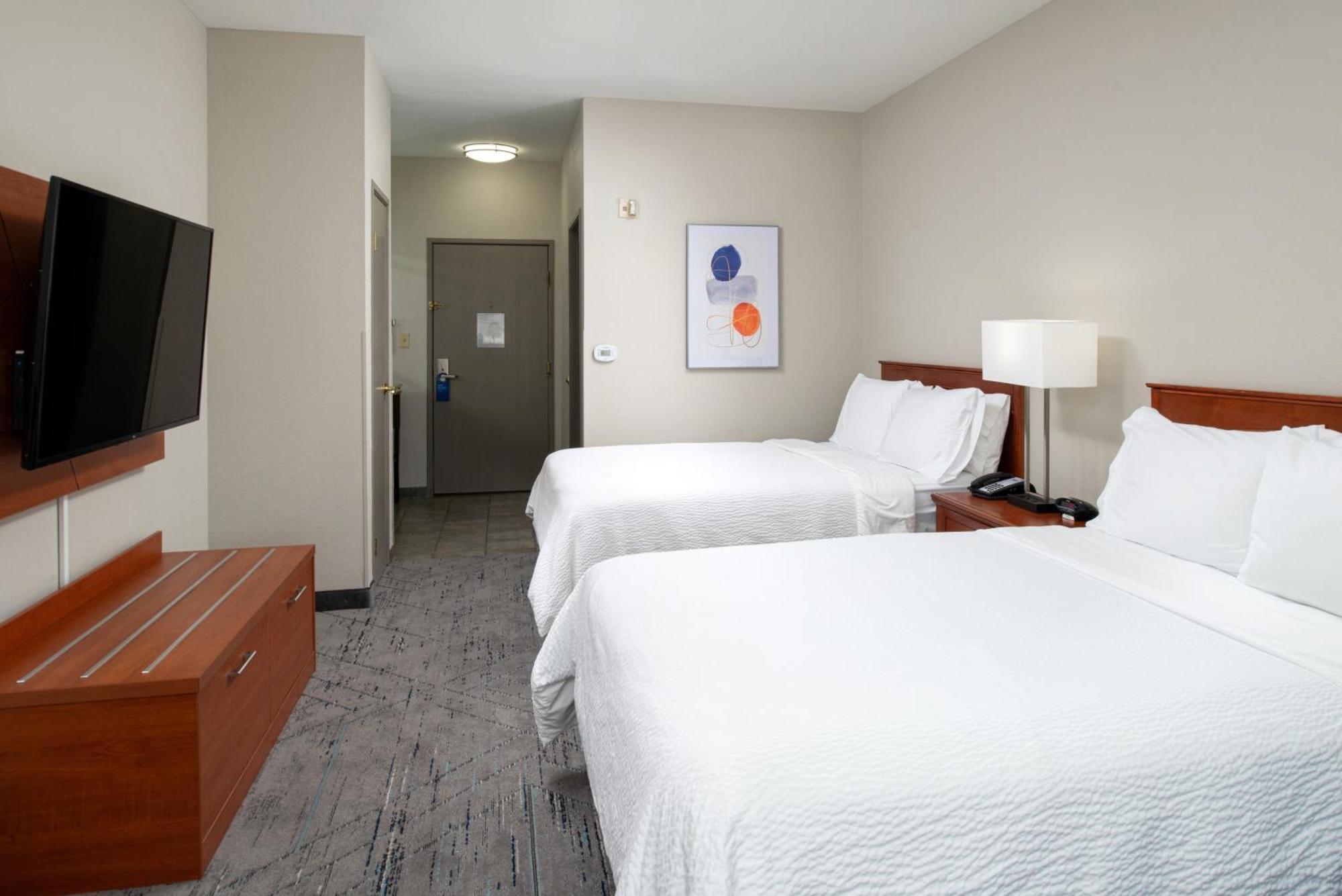Holiday Inn Express Hotel & Suites Farmington By Ihg Bagian luar foto