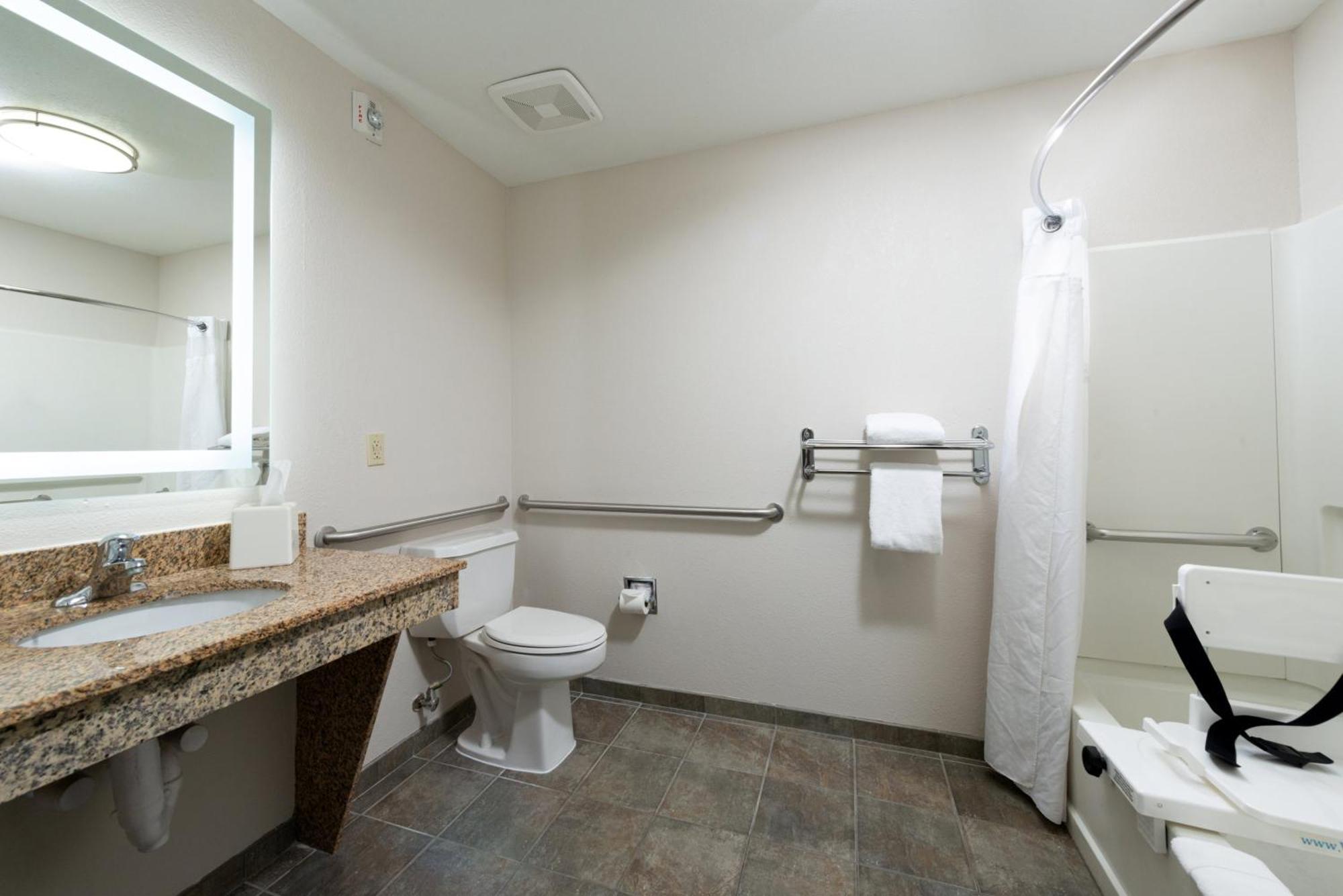 Holiday Inn Express Hotel & Suites Farmington By Ihg Bagian luar foto