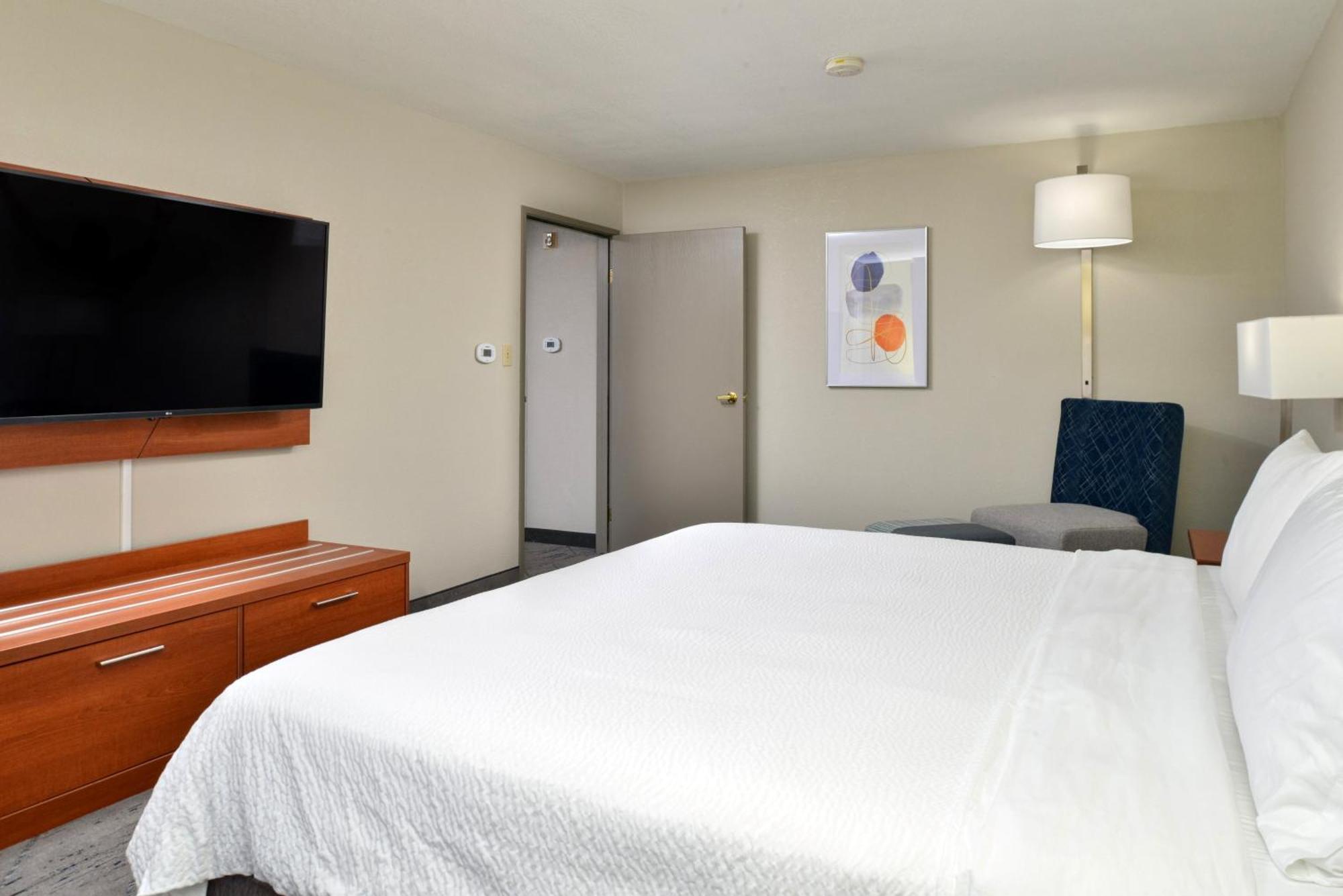 Holiday Inn Express Hotel & Suites Farmington By Ihg Bagian luar foto