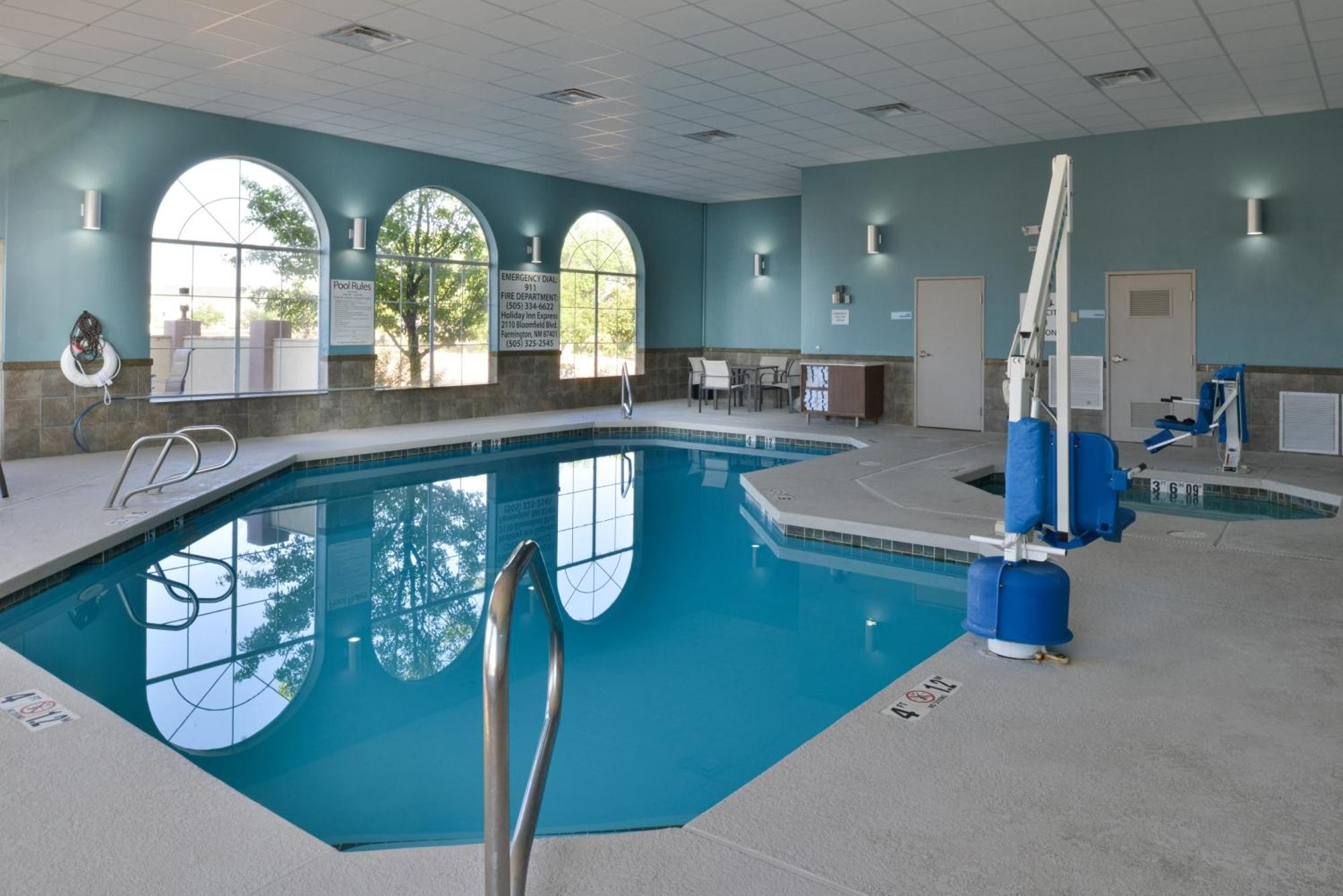 Holiday Inn Express Hotel & Suites Farmington By Ihg Bagian luar foto