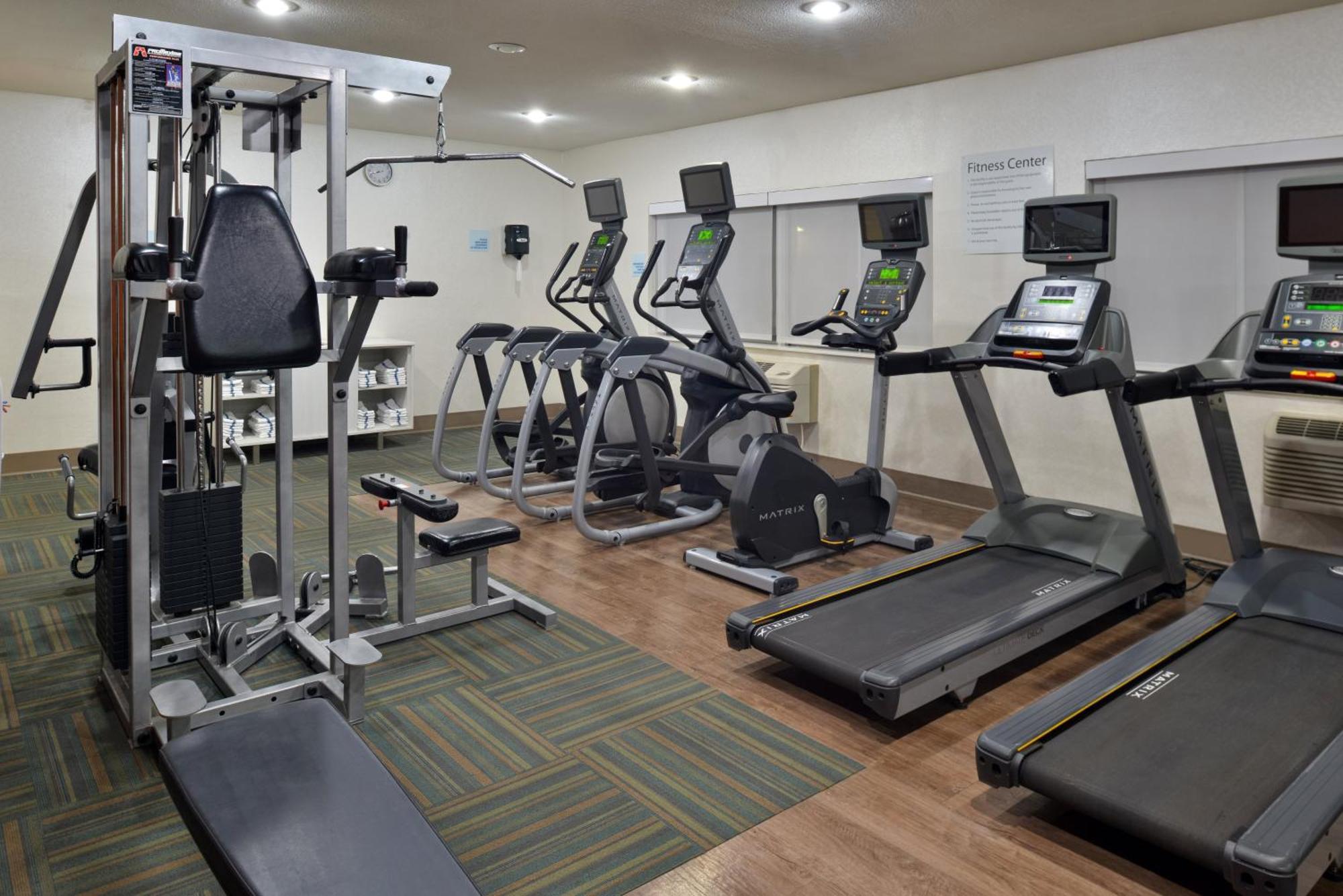 Holiday Inn Express Hotel & Suites Farmington By Ihg Bagian luar foto