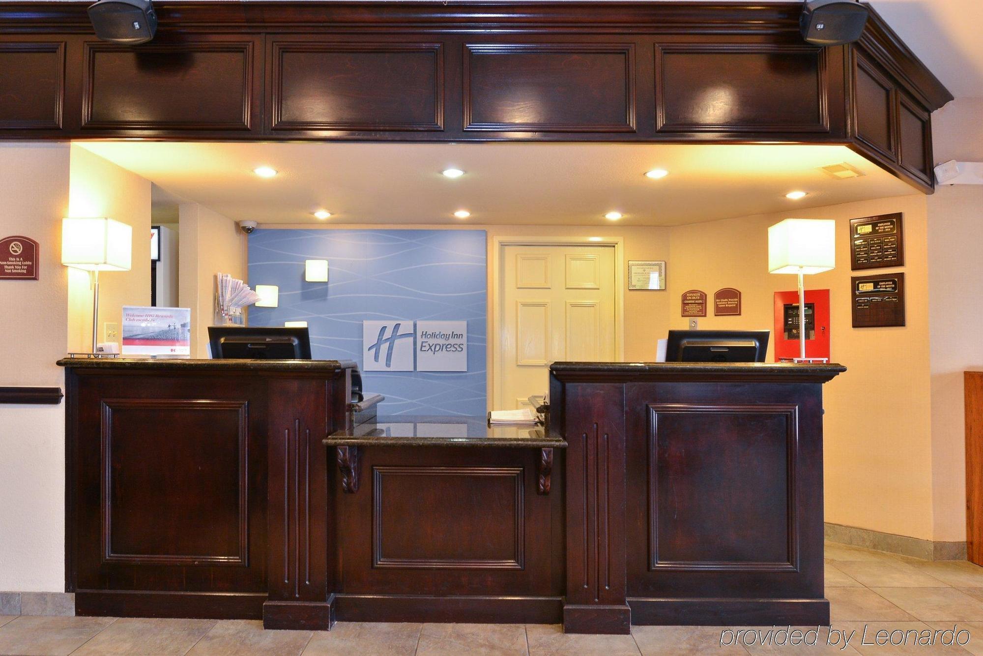 Holiday Inn Express Hotel & Suites Farmington By Ihg Bagian luar foto
